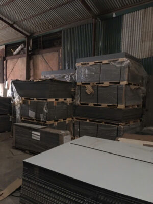 THI CÔNG LẮP ĐẶT VÁCH NGĂN VỆ SINH